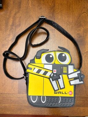 Disney/Pixar WALL-E Crossbody Bag *LIKE NEW